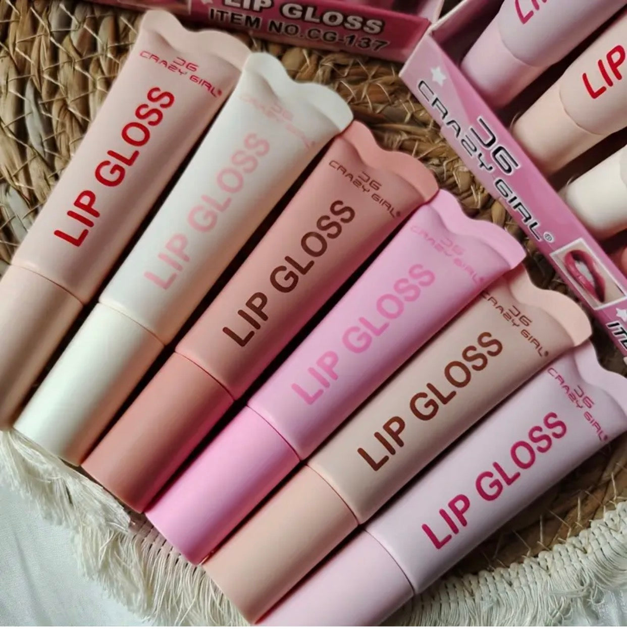 Glossy Lip Shine