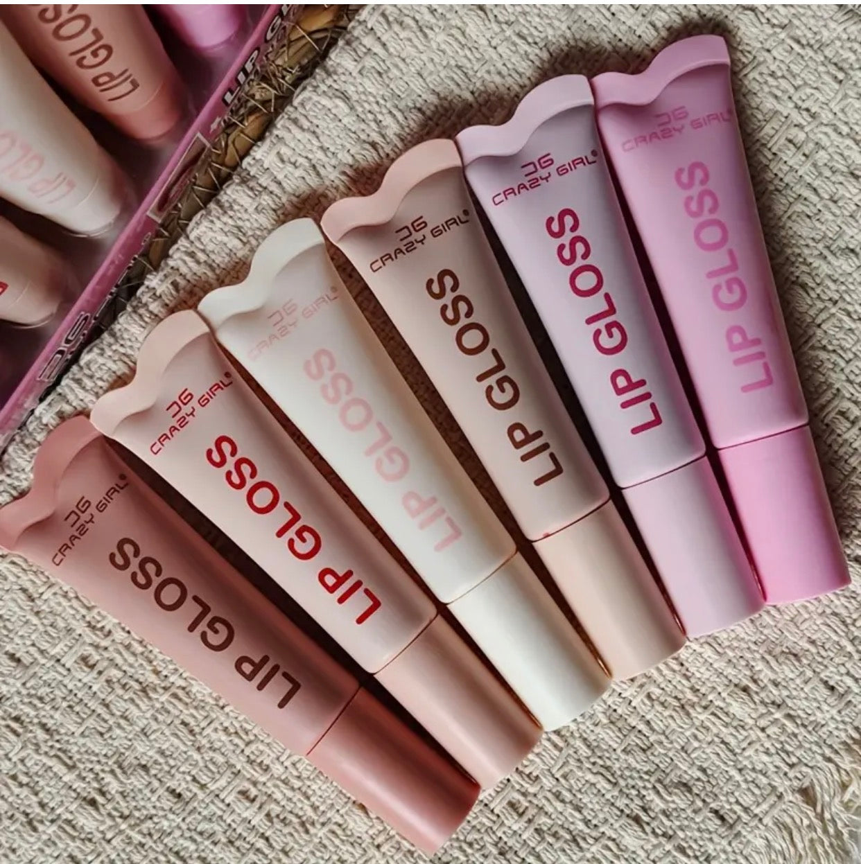 Glossy Lip Shine