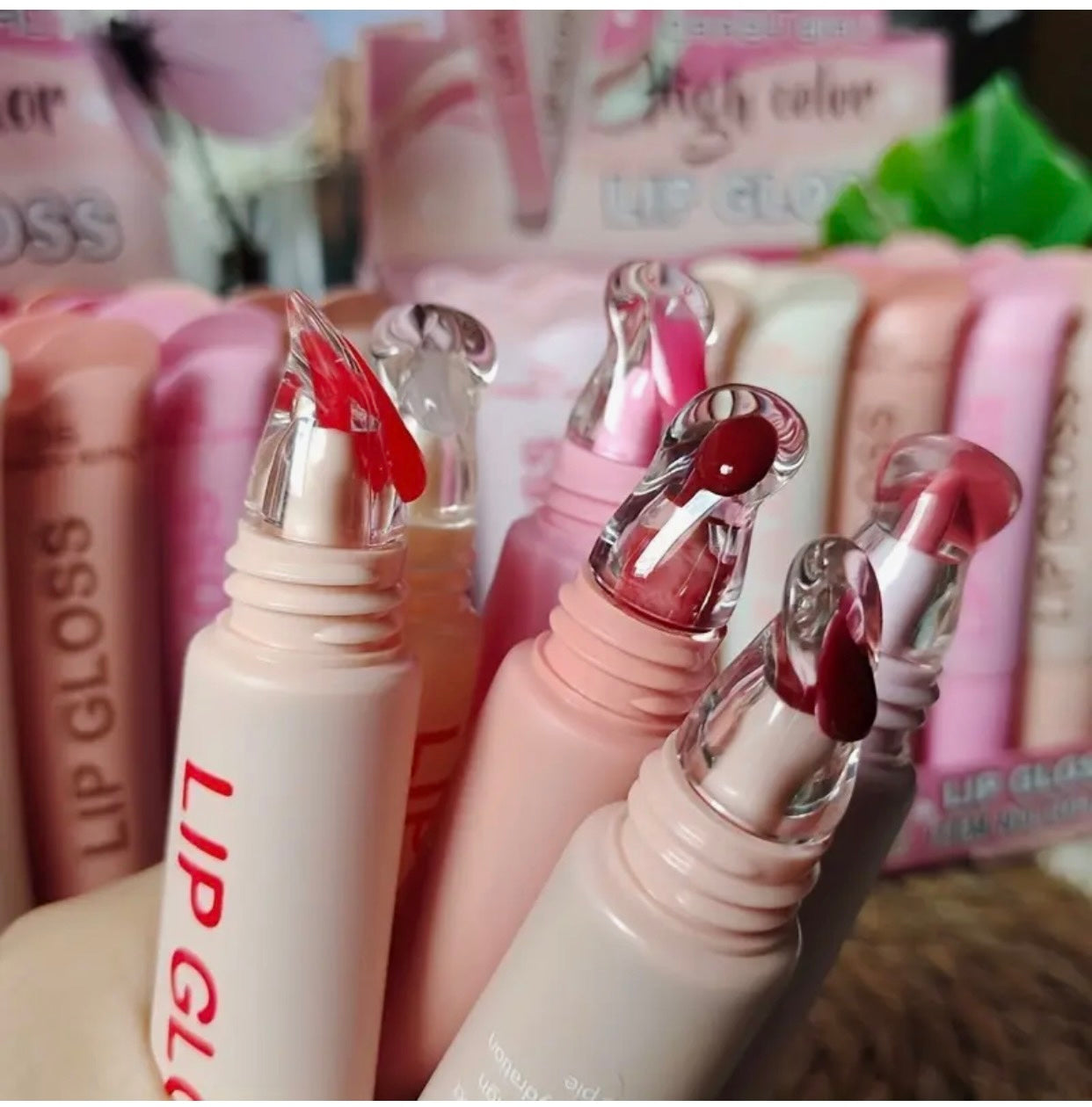 Glossy Lip Shine