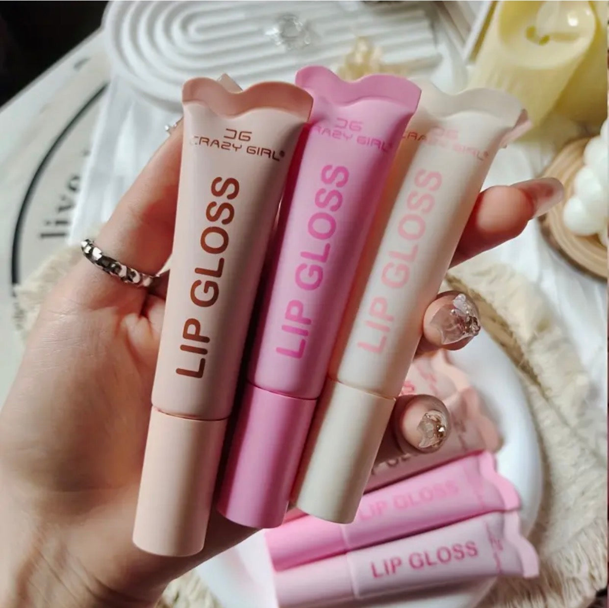 Glossy Lip Shine